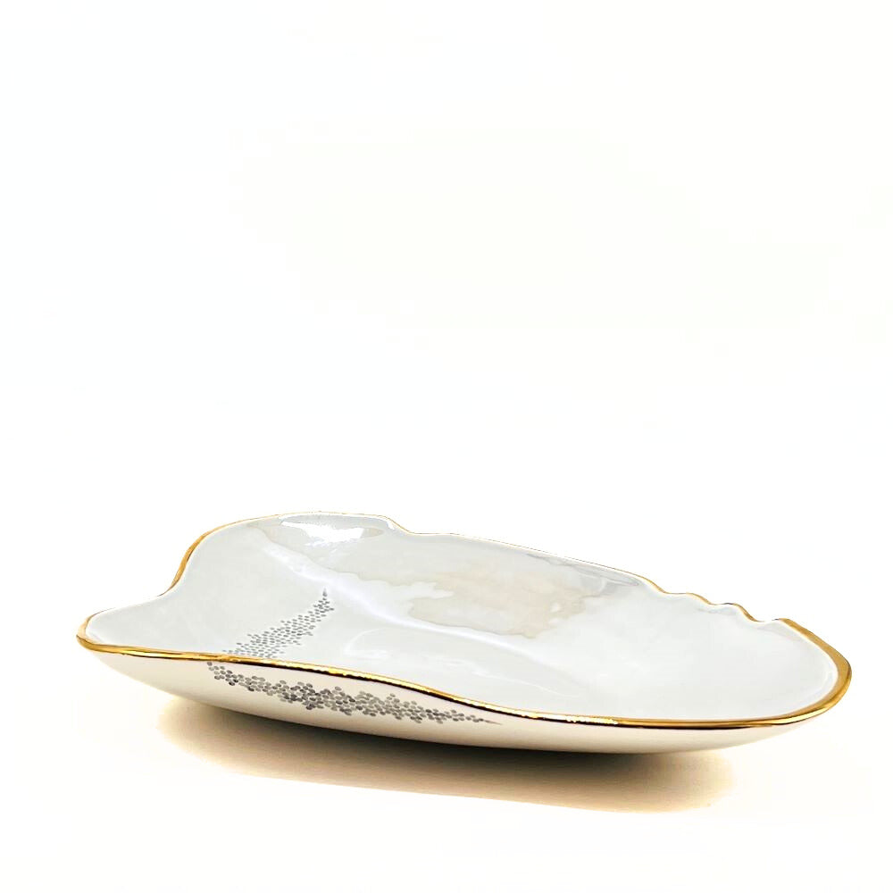 Dot Triangular Dish image 0