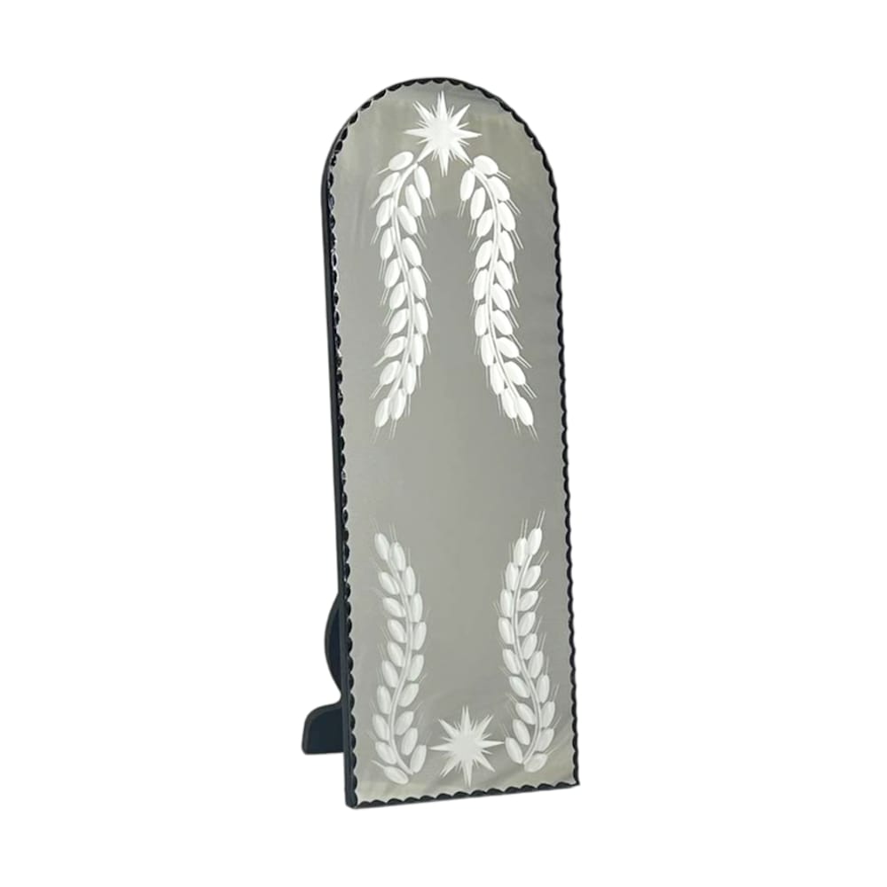 Mirror Roshana