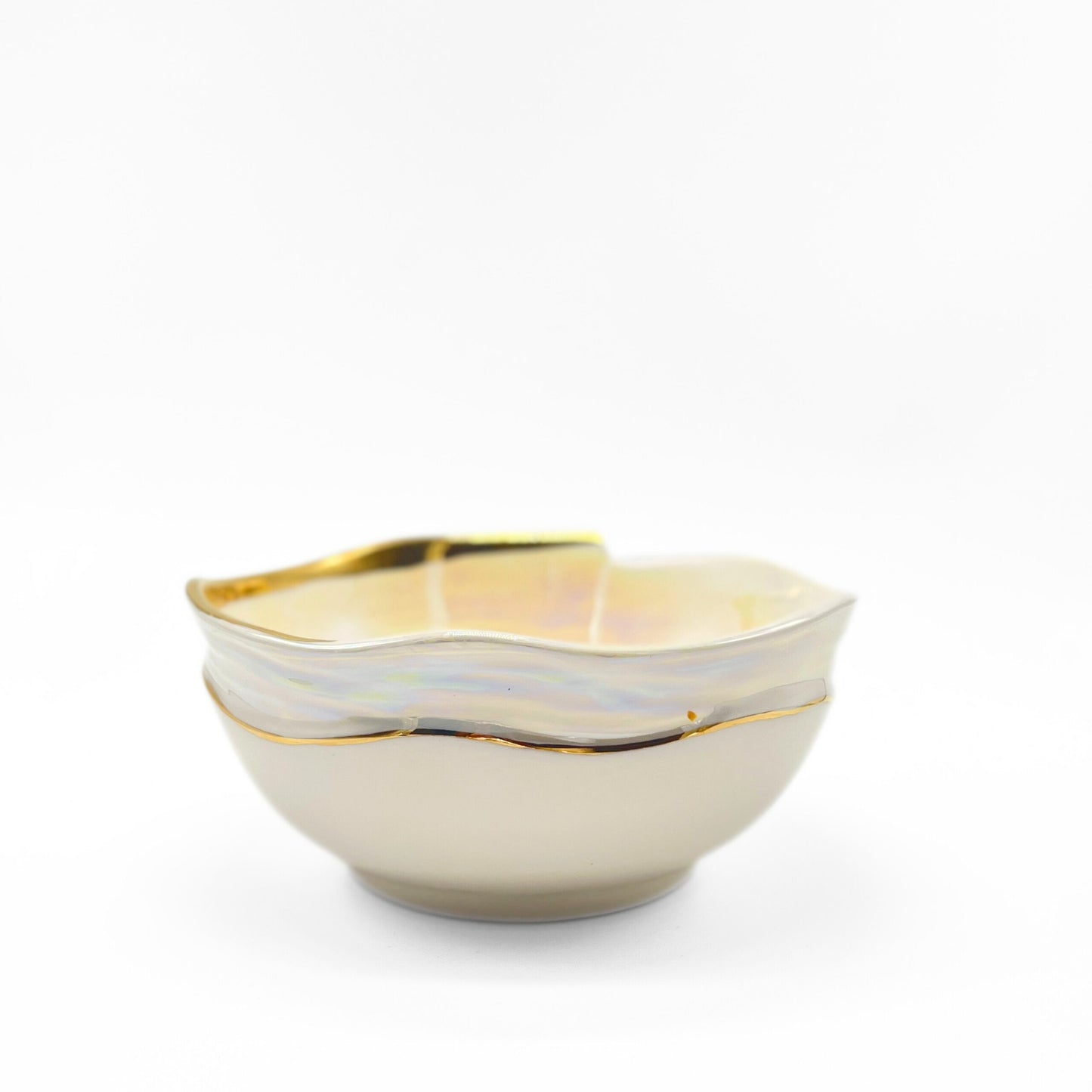 White Bowl With Gold Edge image 2