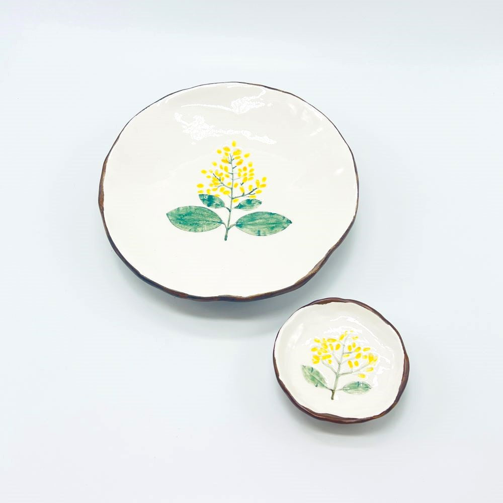 Small Plate With Base (Yellow) image 4