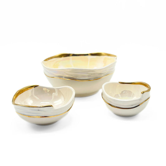 White Bowl With Gold Edge image 0