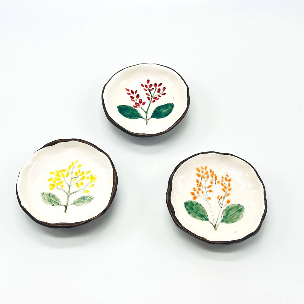 Small Plate With Base (Yellow) image 6